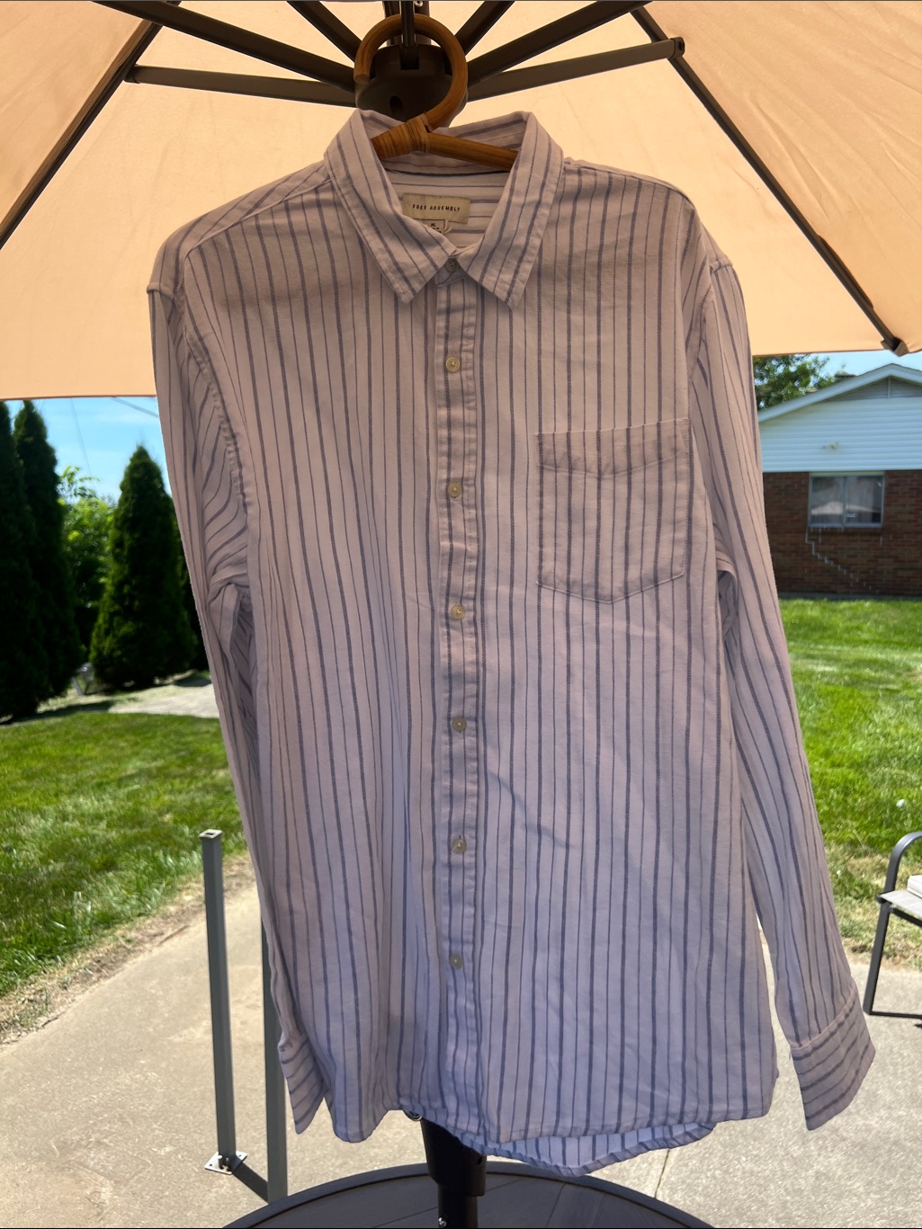 Light Blue & White Vertical Stripe Casual Button-Down Shirt